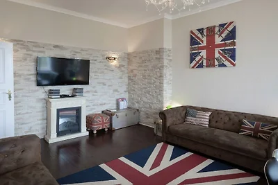 Deluxe-Design Apartment