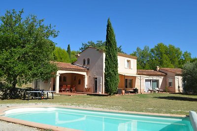 Huis in Montfort-sur-Argens met tuin