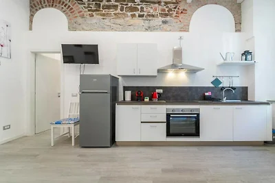 Modern Apartment in Via Carloni