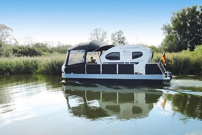 Hausboot auf der Peene, Demmin