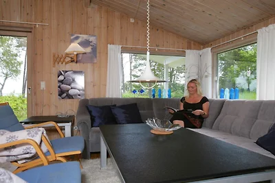 8 Personen Ferienhaus in Nexø-By Traum