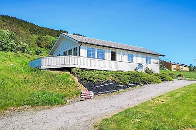 5 Personen Ferienhaus in averøy