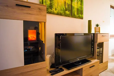 Luce Hilltop Cozy Apartment - Two Bedroom...
