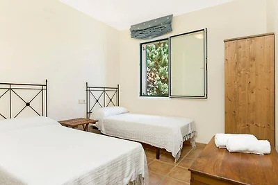 Villa in Torroella de Montgri
