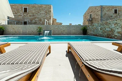 Villa in Privlaka mit Schwimmbecken