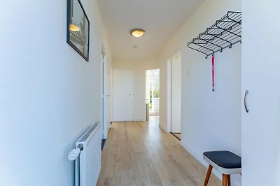 Bungalow nahe Strand mit Garten