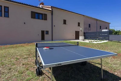 Luxuriöses Apartment mit Pool