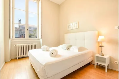 Herrliche Wohnung mit Gartenblick