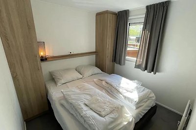 Modern chalet met 2 badkamers, nabij De...