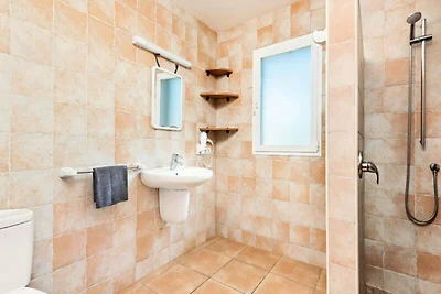 Villa in Cala Blanca mit privatem Pool