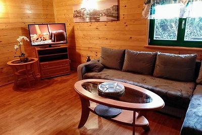 Ferienhaus mit Kamin, nah am See, Morzyczyn