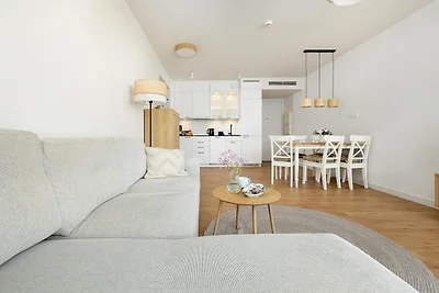 Große Wohnung mit Meerblick, Innenpool