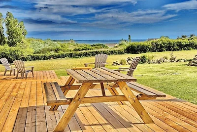 Ferienhaus in Plouhinec mit Terrasse
