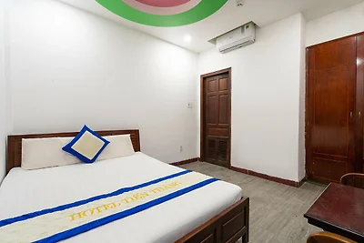 Stilvolles Superior-Doppelzimmer in Tan Phu