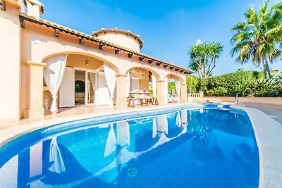 Villa in Son Serra bij Natuurstranden