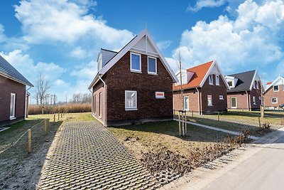 Nieuw vakantiehuis met sauna aan het water