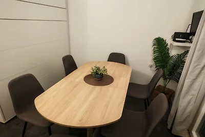 Green House - Two-Bedroom Apartment with Terr...