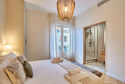 Schitterend appartement met terras aan de...