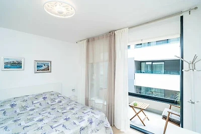 Apartment Lenka - Studio Apartment with...