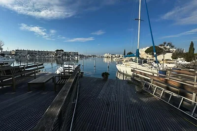 Appartement in Port Camargue met Marina