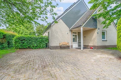 Villa mit finnischer Sauna und Außendusche