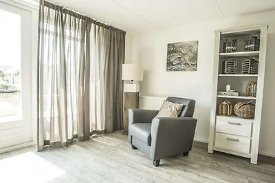 Vakantiehuis in Medemblik met terras