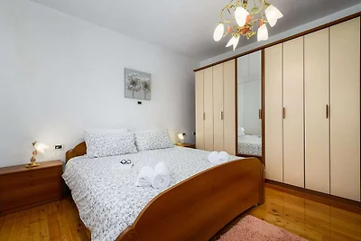 Squisito appartamento con piscina privata