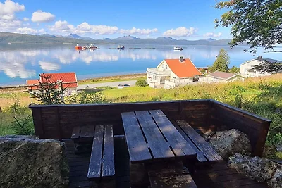 6 osob apartament w Finnsnes-By Traum