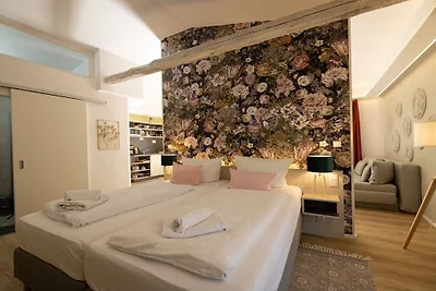 Little Suite Apartment 6