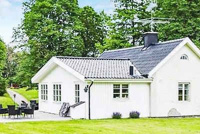6 persone case ad ÅSBRO-By Traum