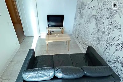 Camera accogliente in un accogliente appartam...