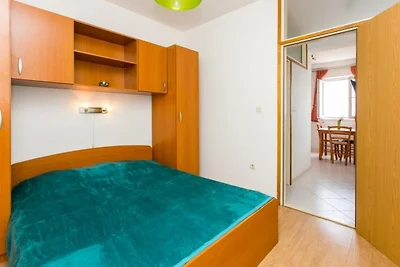 Guest House Old Town View- One Bedroom Apartm...