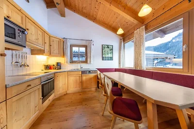 Chalet rustico in un villaggio di vacanze