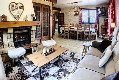 Chalet a Le Saut vicino Sci & Giardino