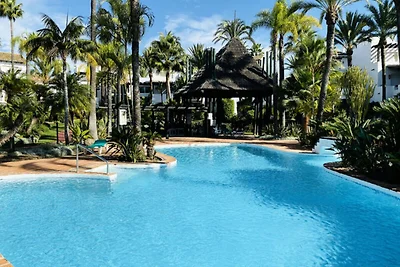 Haus in Estepona mit Zugang zum Strand