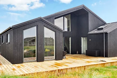 10 Personen Ferienhaus in Harboøre-By Traum