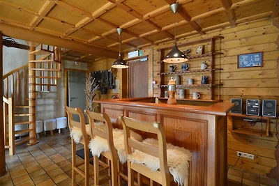 Ruim chalet in Ovifat-Waimes met sauna