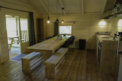 Accogliente chalet in un parco vacanze