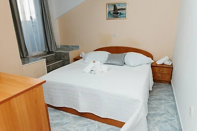 Apartments Dragobratović - One Bedroom Apartm...
