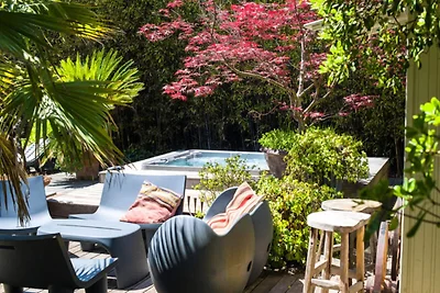 Häuser & Villen für 14 Personen