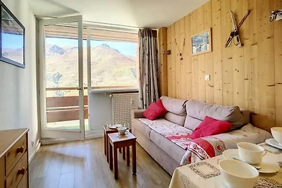 Helle Maisonette-Wohnung · Direkt an der Pist...