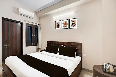 Super Hotel O Haldi Ghati Gate
