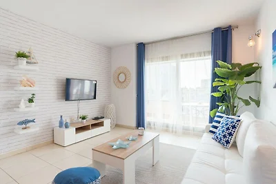 Appartamento con terrazza, piscina,...