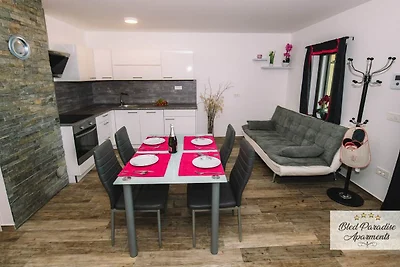 Bled Prestigious and Stylish Apartments - Cla...
