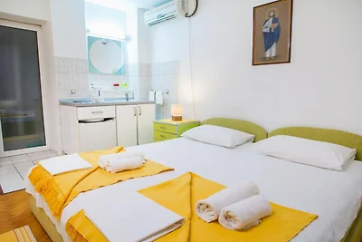 Standard Studio with Shared Balcony 1
