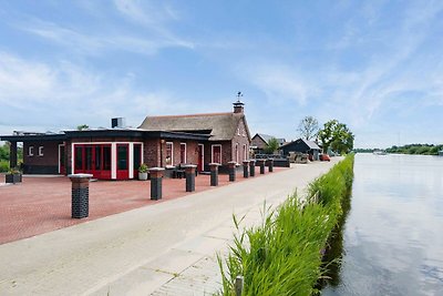 Einzigartige Übernachtung in Fryslan