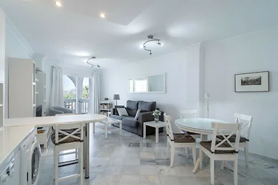 Geräumige, gut gelegene Villa in Nerja