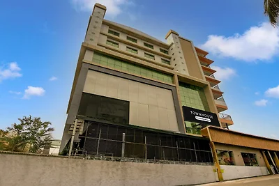 Super Townhouse Madgaon