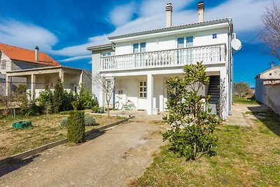 Apartment in Podlug mit Balkon und Garten