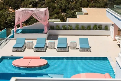 Villa in Kalkan mit Schwimmbecken